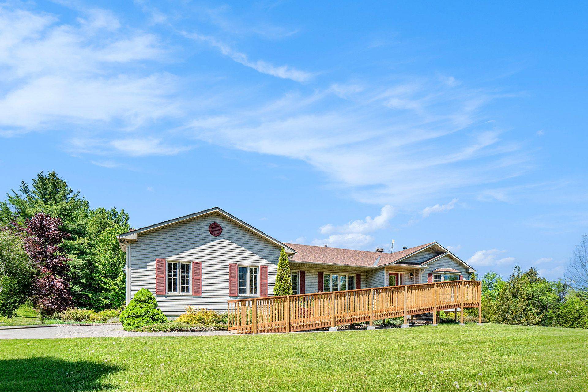 North Grenville, ON K0G 1S0,1199 COUNTY 18 RD