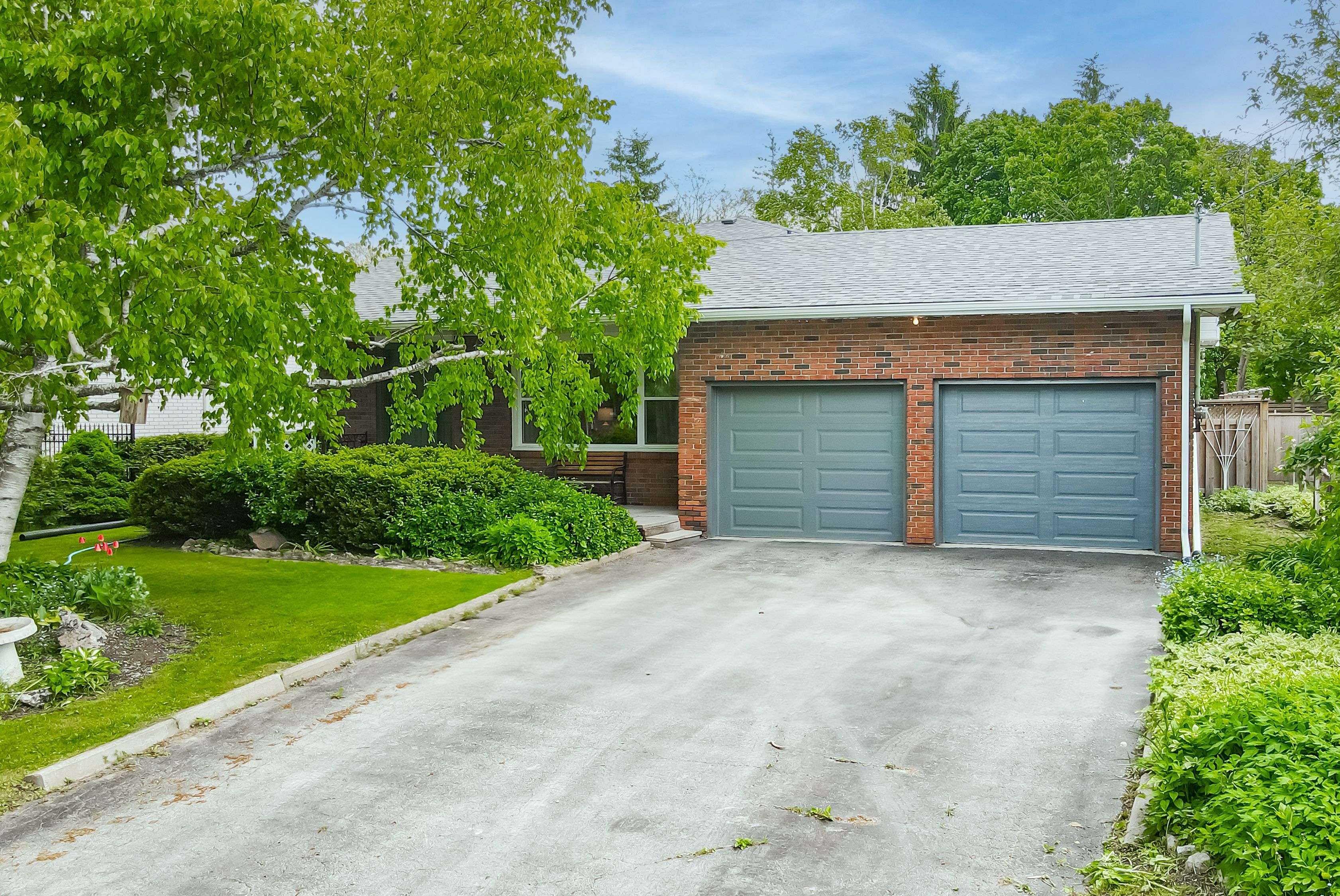 Kawartha Lakes, ON K9V 3Y4,89 Pottinger ST