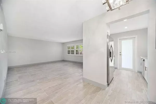 Fort Lauderdale, FL 33304,2500 NE 9th St #105