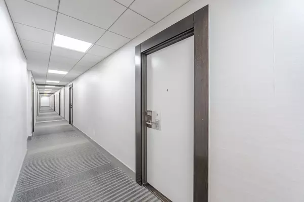 Mississauga, ON L5B 0J7,4011 Brickstone Mews #715