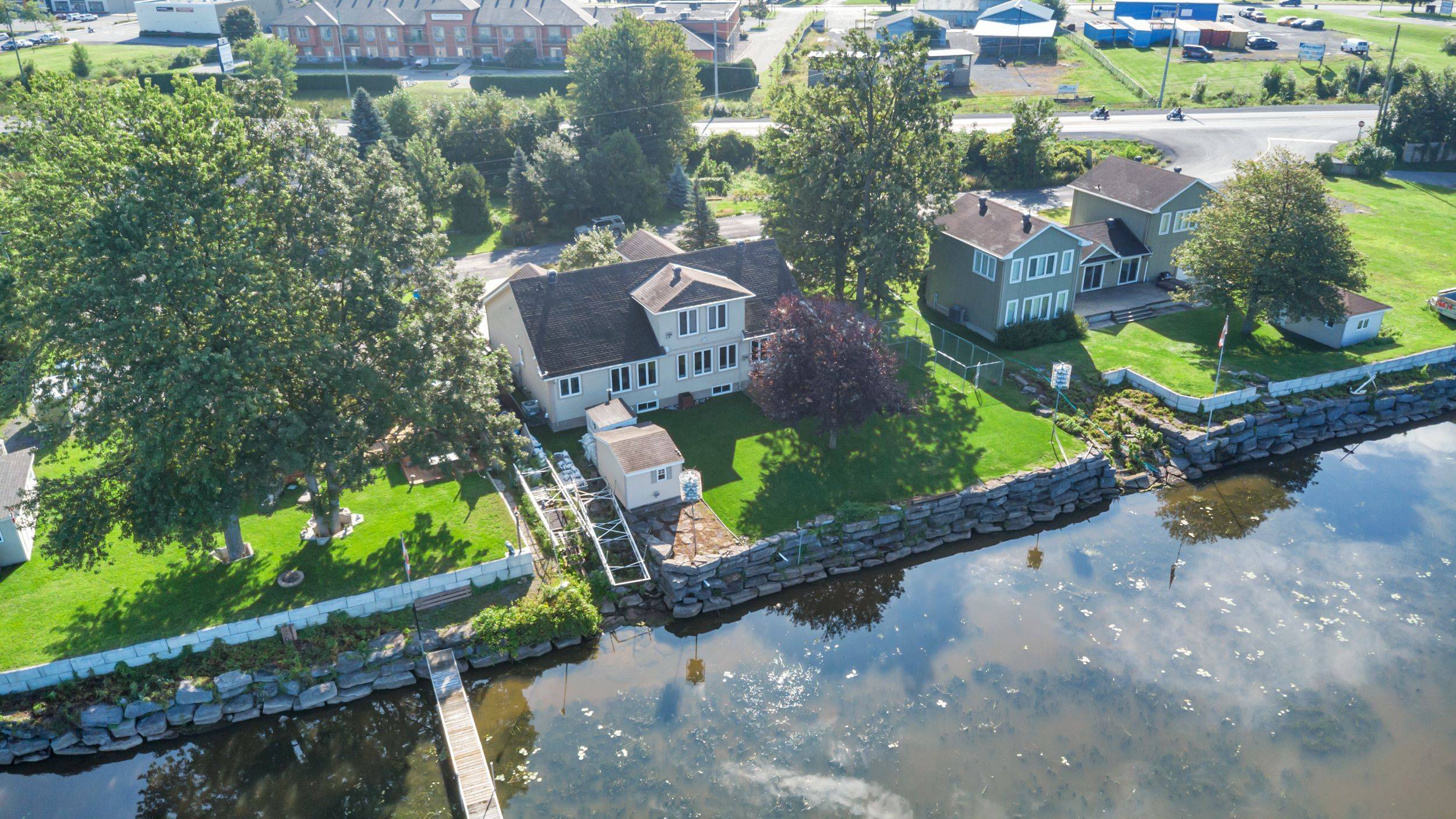 Clarence-rockland, ON K4K 1A1,300 Voisine RD
