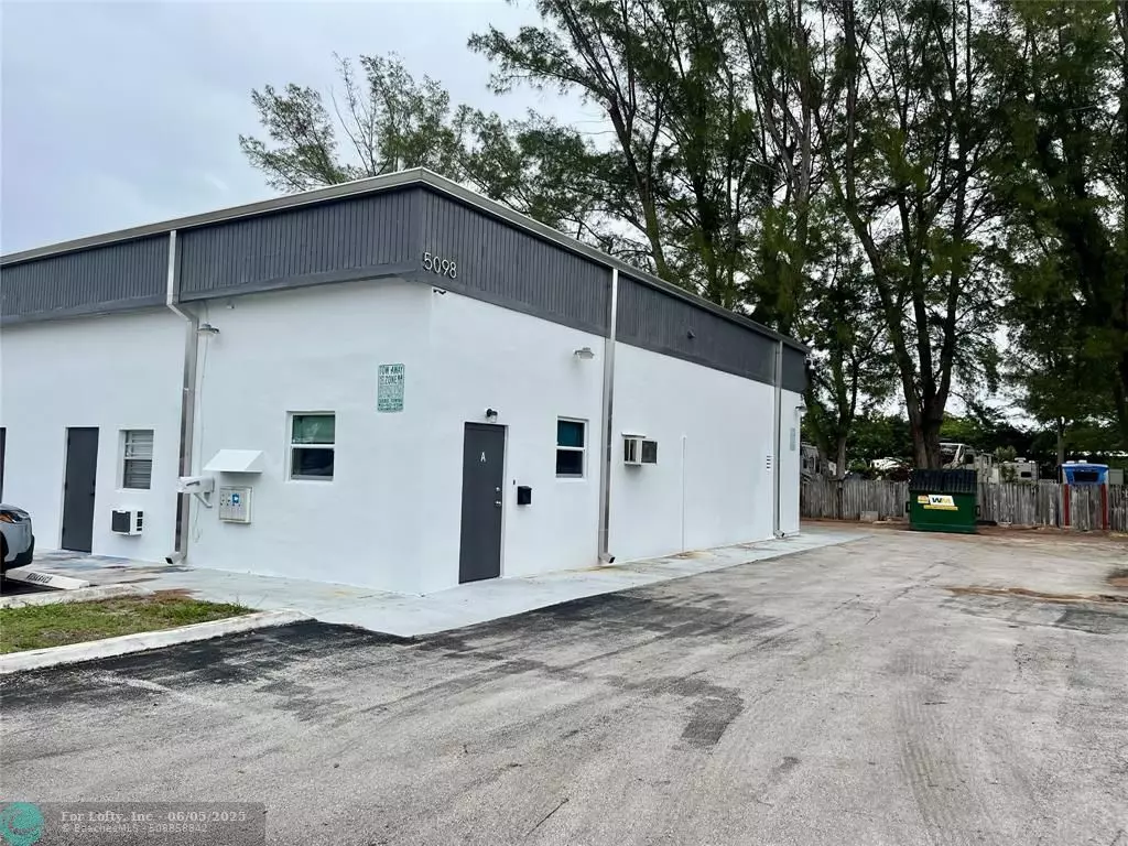Tamarac, FL 33309,5098 NW 37 Avenue #A