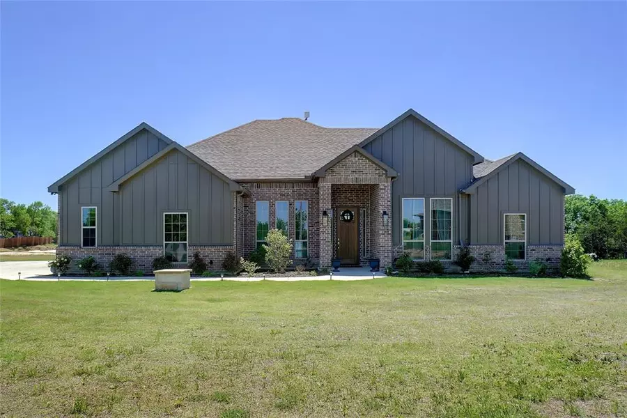 2290 County Road 2360, Decatur, TX 76234
