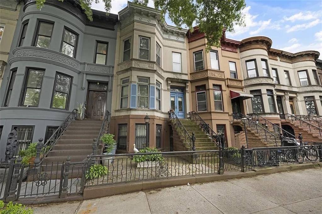 Brooklyn, NY 11233,426 Macdonough ST
