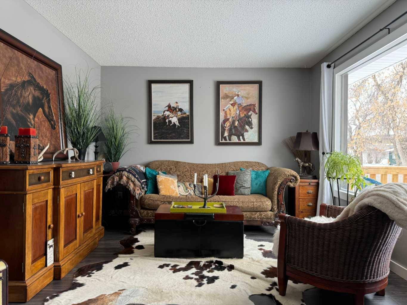 Stettler, AB T0C 2L2,5711 50a AVE