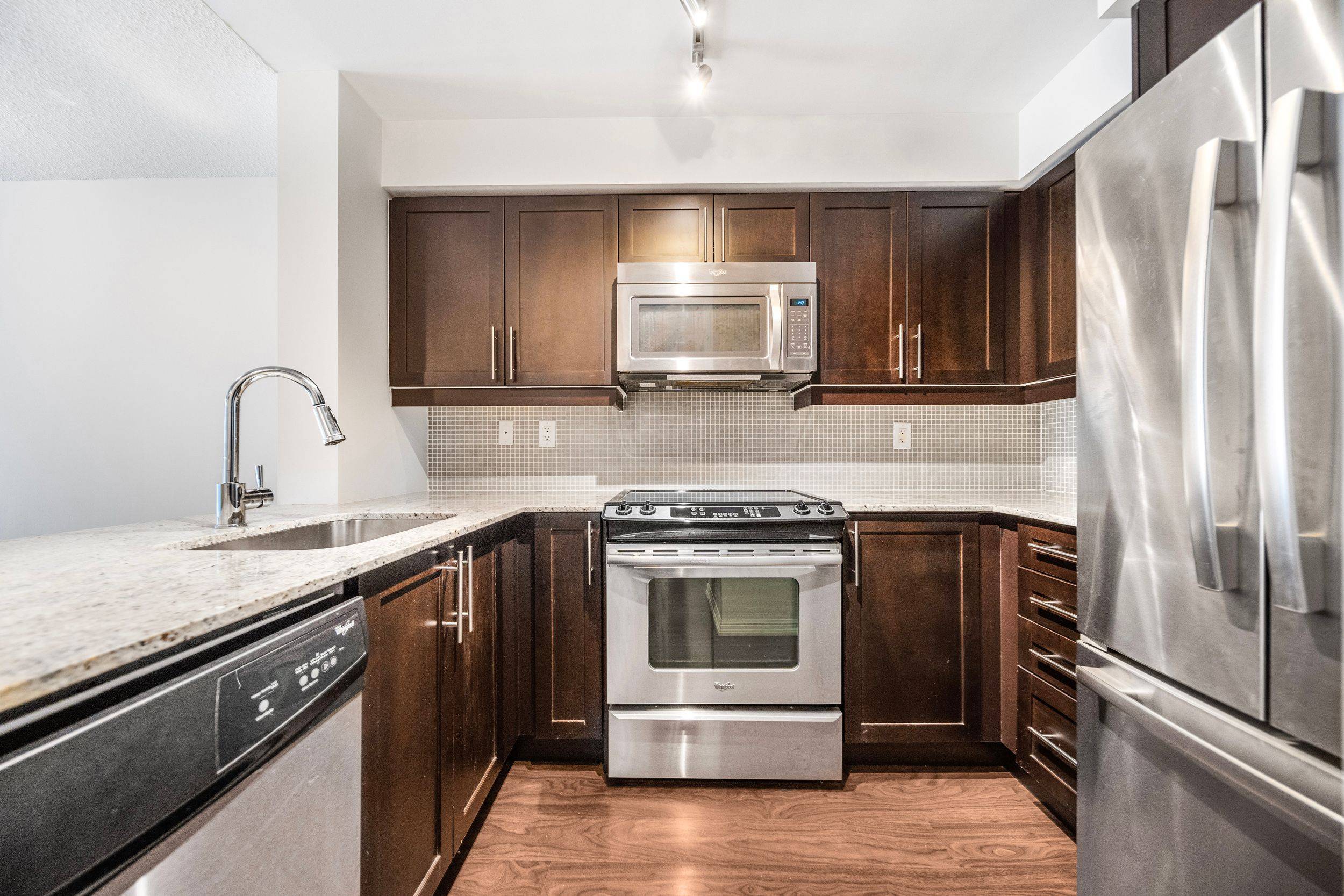 Toronto C01, ON M6K 3R8,125 Western Battery RD #508