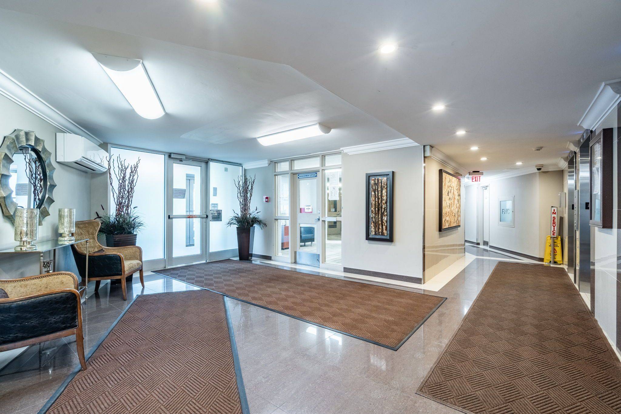 Mississauga, ON L5A 3T2,530 Lolita GDNS #1211