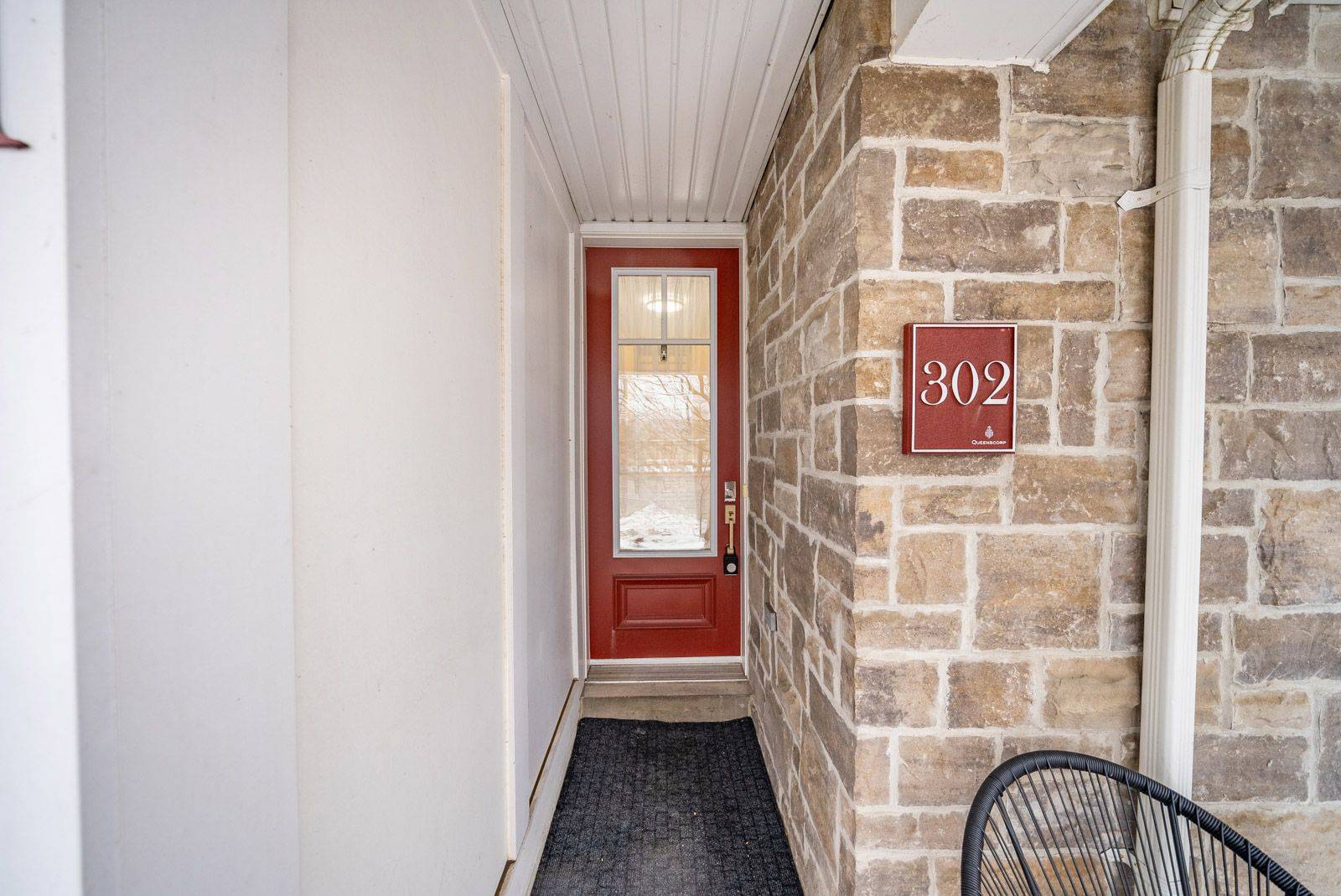 Mississauga, ON L5E 0A2,1437 Lakeshore RD E #302