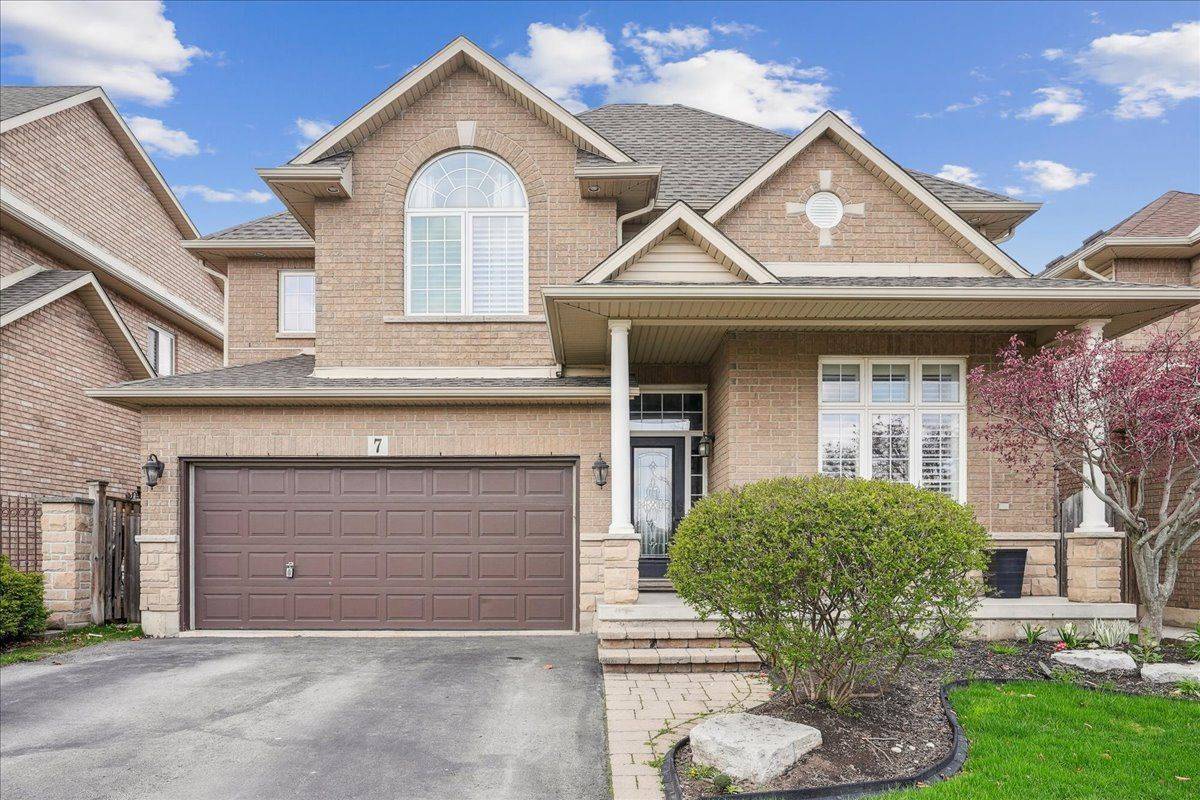 Hamilton, ON L0P 1P0,7 Bocelli CRES