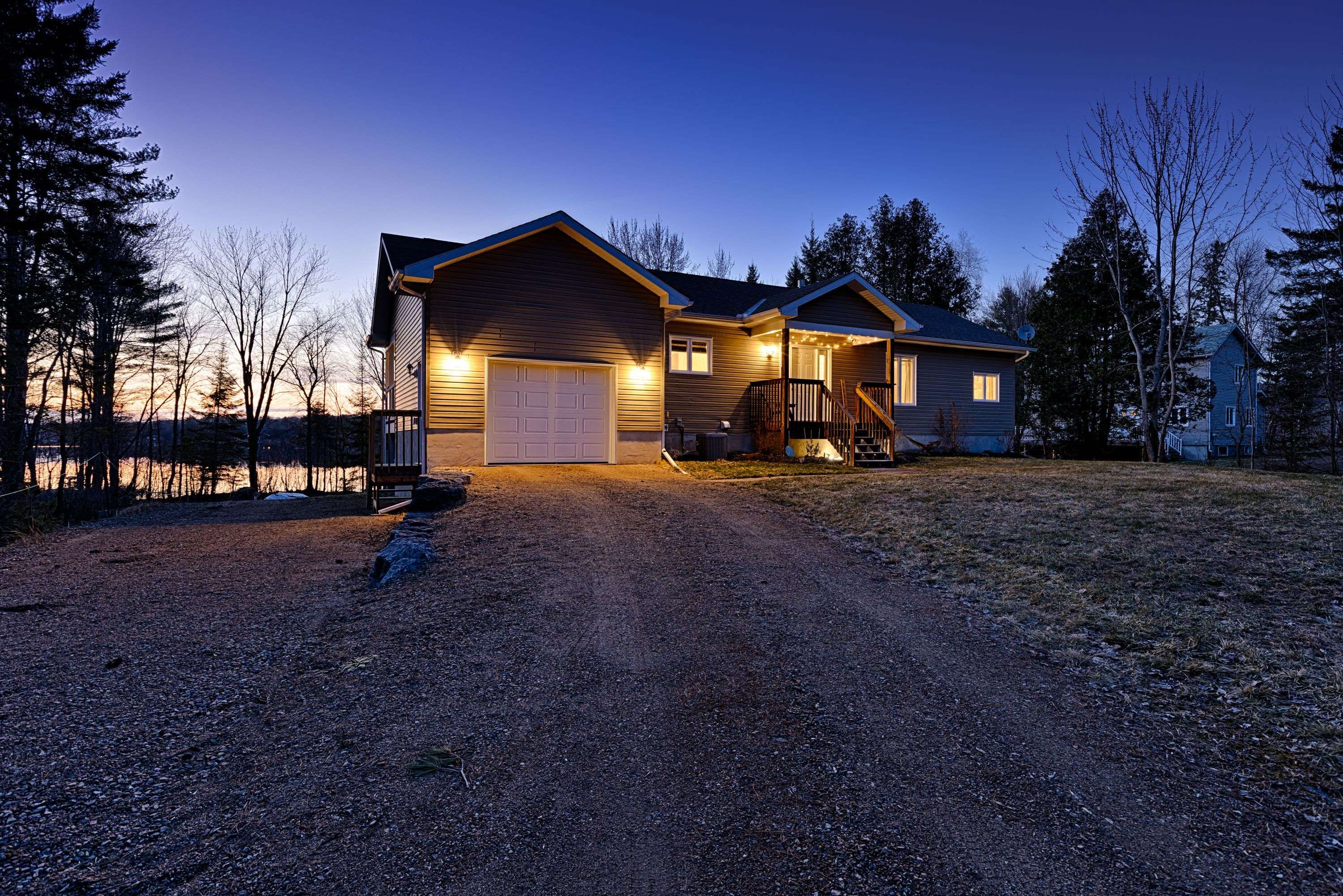 North Algona Wilberforce, ON K0J 1X0,91 Muskie LN