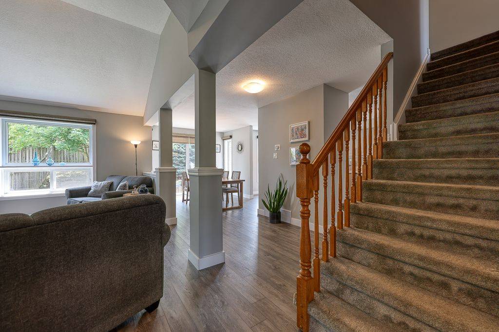 Kitchener, ON N2P 2L8,236 Doon South DR