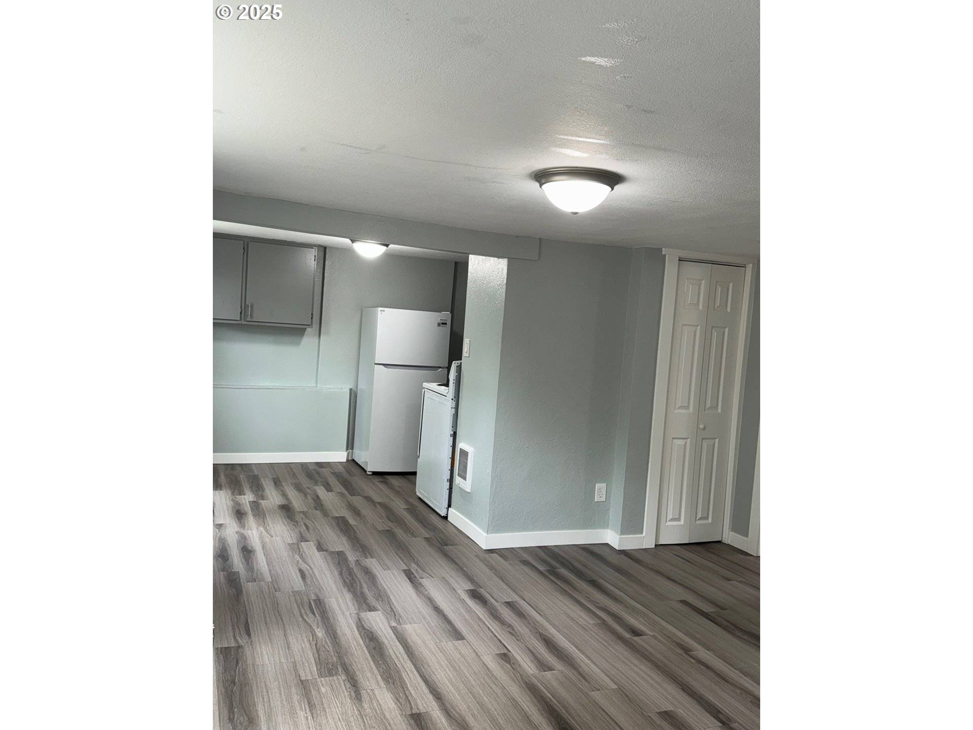 Salem, OR 97301,1605 4TH ST