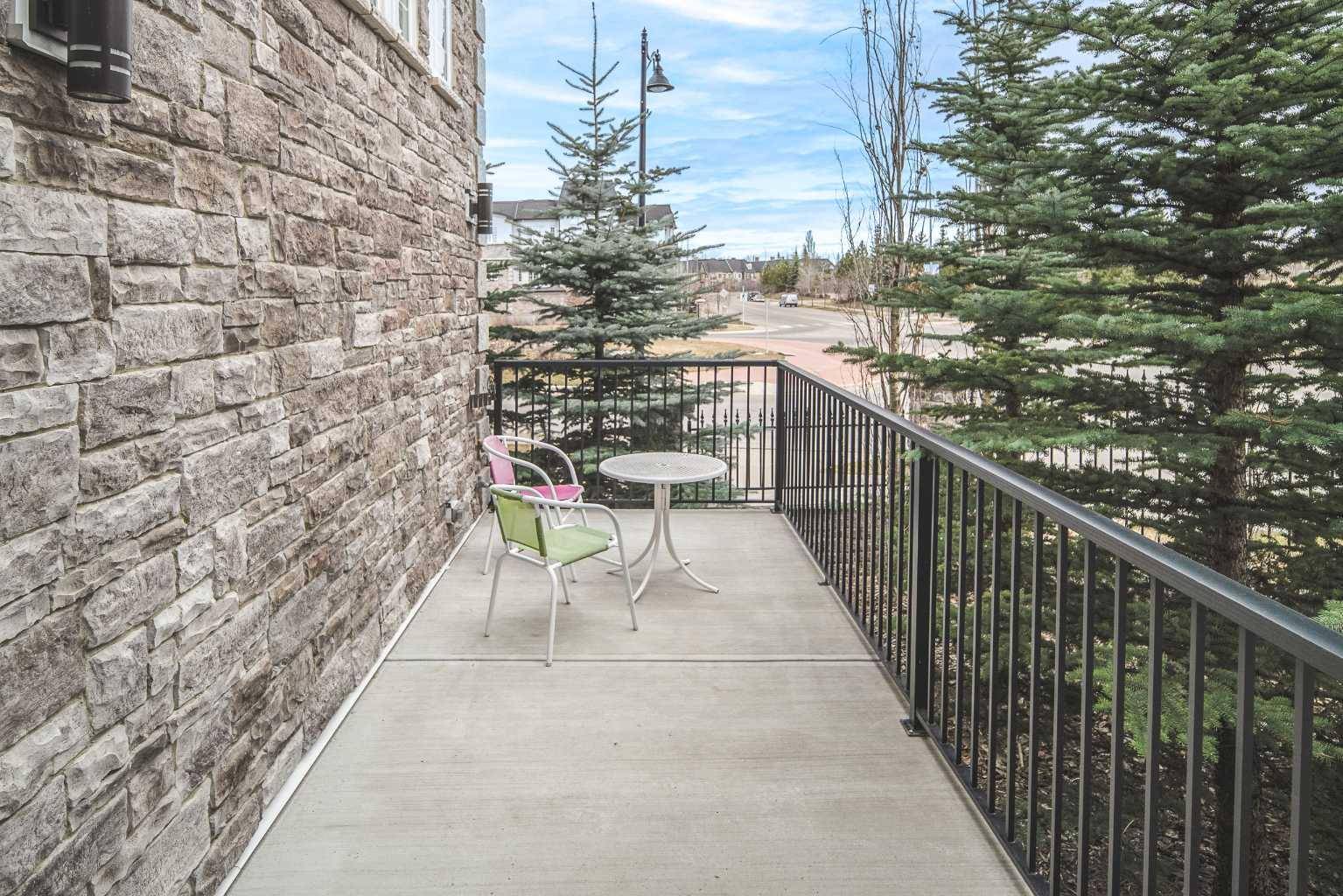 Calgary, AB T2C 5M9,362 Quarry Park BLVD Southeast