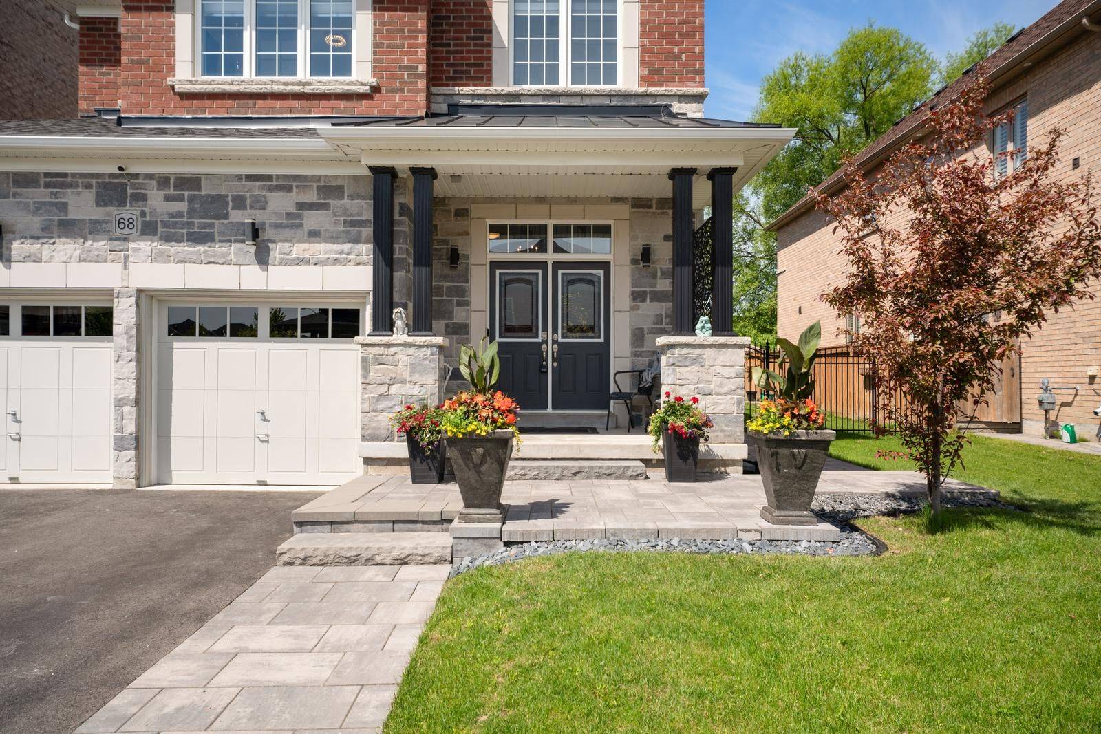 Bradford West Gwillimbury, ON L3Z 0W5,68 Inverness WAY