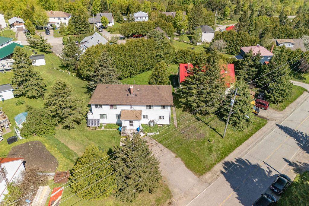 Bonnechere Valley, ON K0J 1W0,72 Sebastopol DR