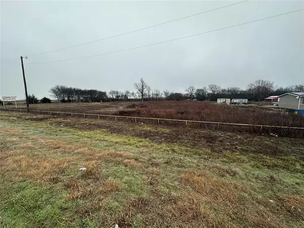 12321 HWY 11,  Whitewright,  TX 75491