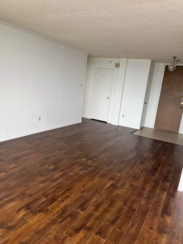 London East, ON N6B 3L5,389 DUNDAS ST #1804