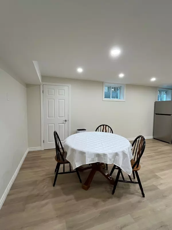 London North, ON N6H 0C8,2062 Cherrywood TRL #LOWER