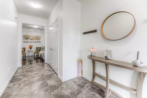 Waterloo, ON N2V 0E8,382 Beechdrops DR