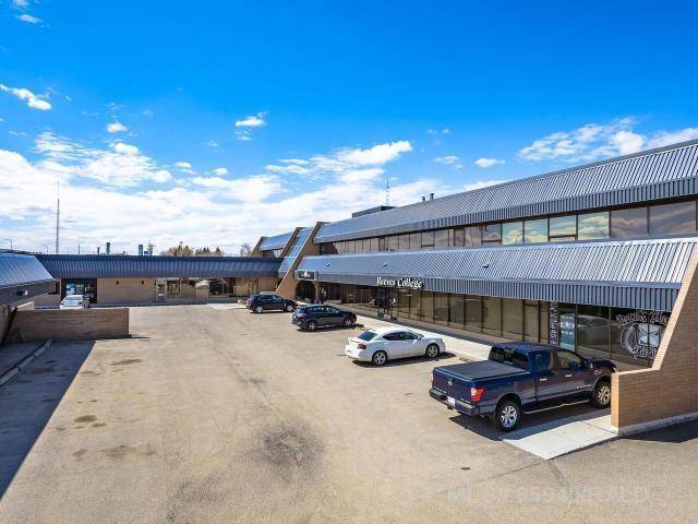 Lloydminster, AB T9V 2A1,5704 44 ST #103