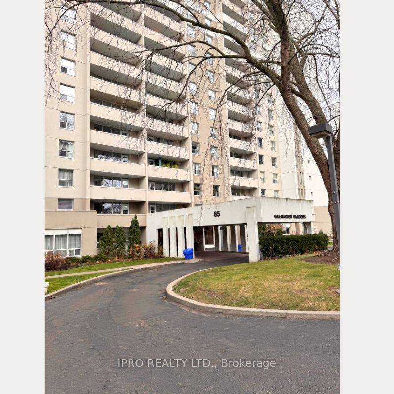 Toronto W01, ON M6S 3N6,65 Southport ST #606
