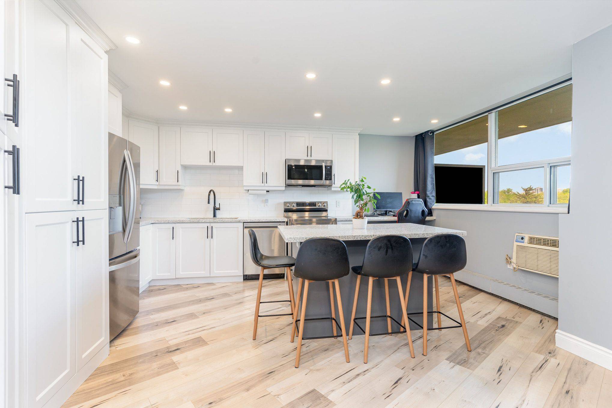 Mississauga, ON L5A 3T2,530 Lolita GDNS #505