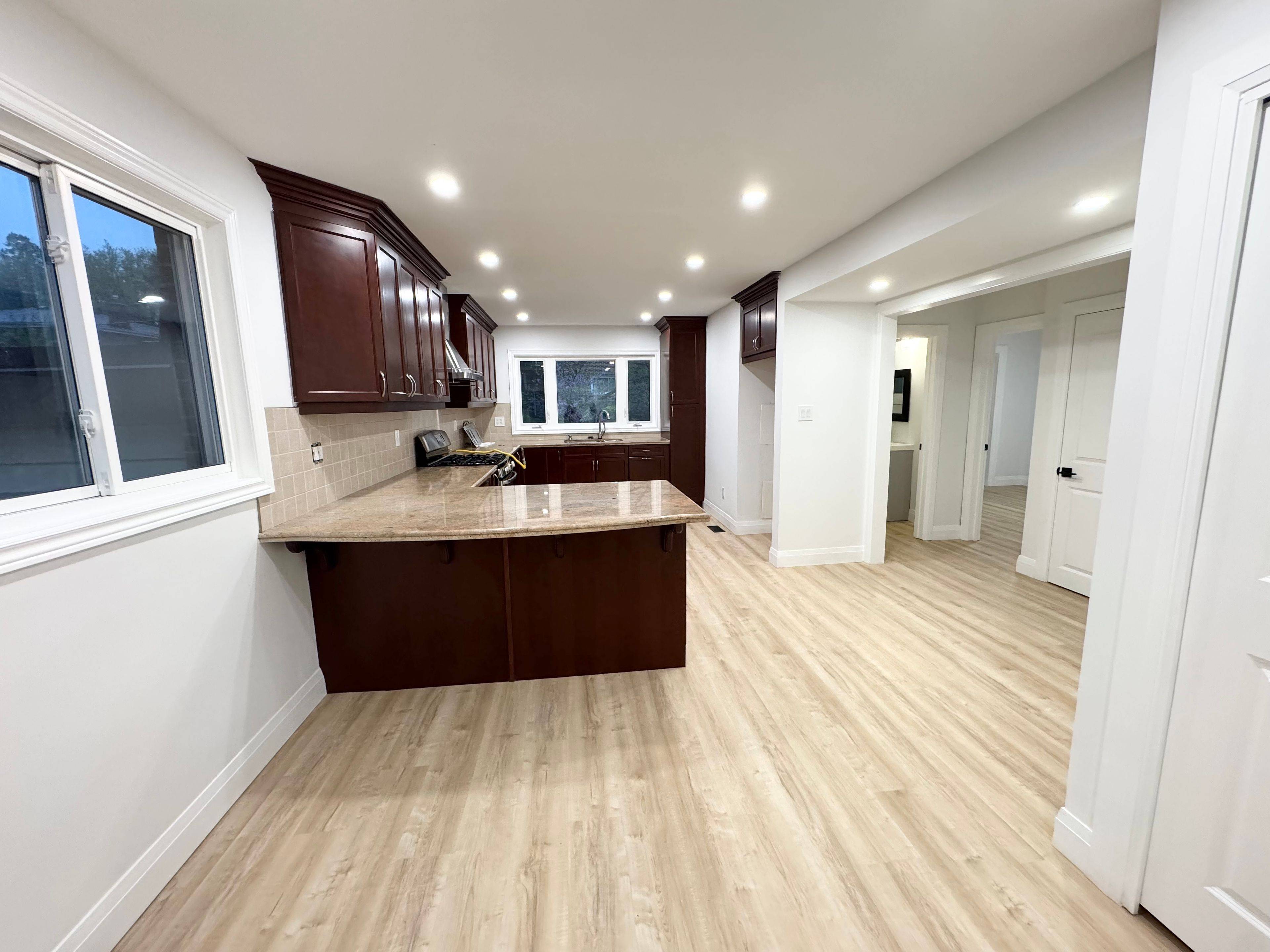 Hamilton, ON L9C 2A7,415 Sanatorium RD #Main Floor