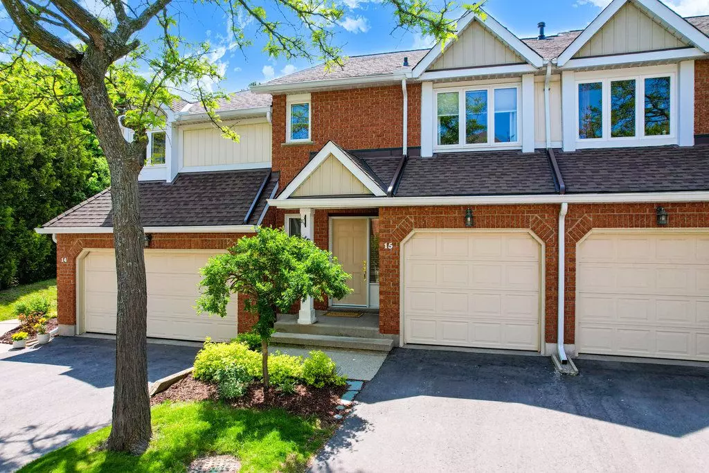 Kitchener, ON N2T 2G7,523 Beechwood DR #15