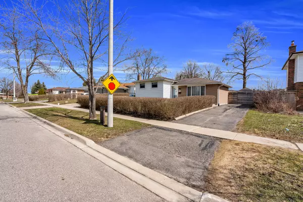 Brampton, ON L6T 3M5,140 Folkstone CRES