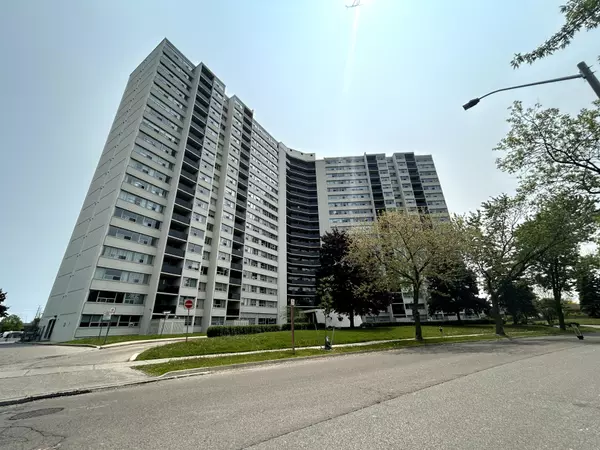 530 Lolita GDNS #1203, Mississauga, ON L5A 3T2