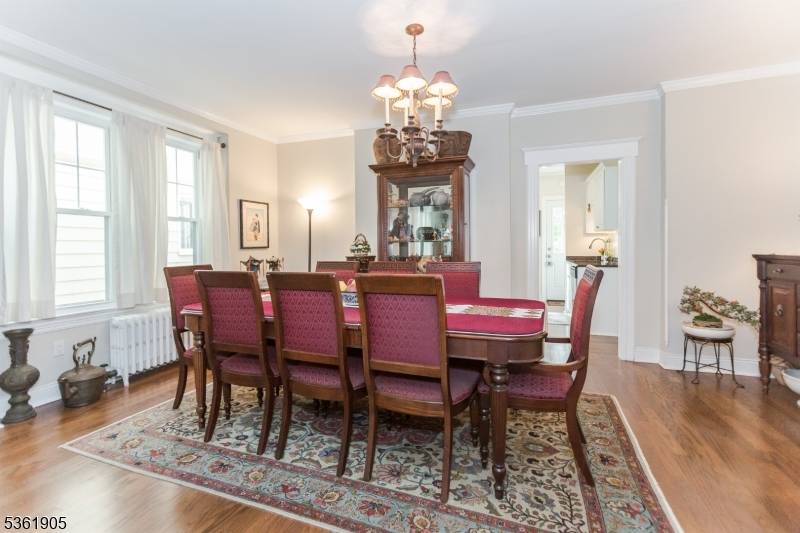 Glen Ridge Boro Twp., NJ 07028,66 Essex Ave #Left