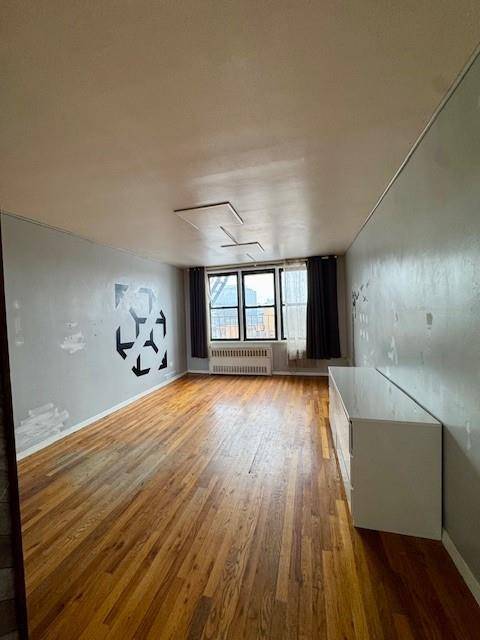 Brooklyn, NY 11235,611 Banner AVE #6H