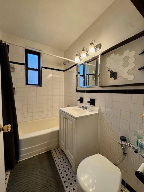 Brooklyn, NY 11235,611 Banner AVE #6H