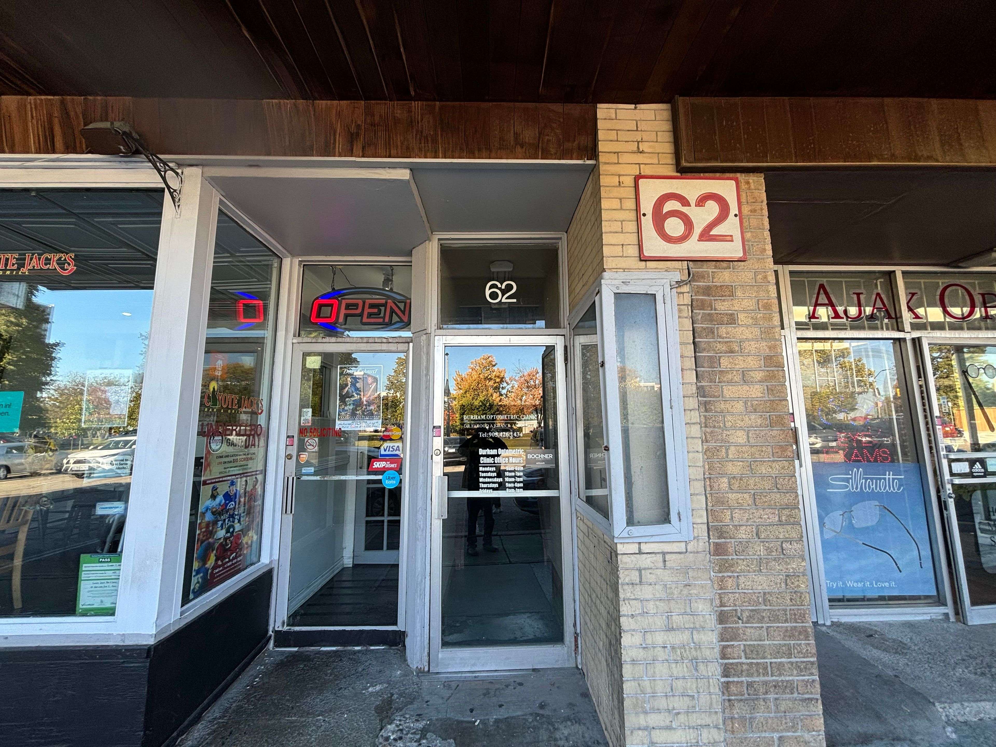 Ajax, ON L1S 2H6,62 Harwood AVE S #1