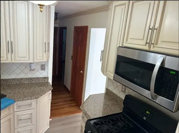 St. Albans, NY 11433,112-35 168th ST