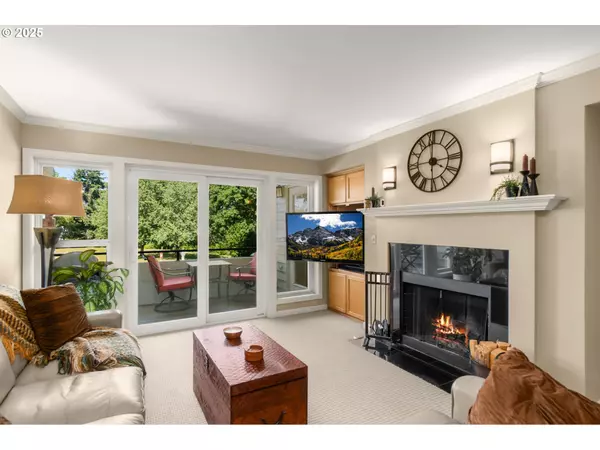 Portland, OR 97239,5050 S LANDING DR #202