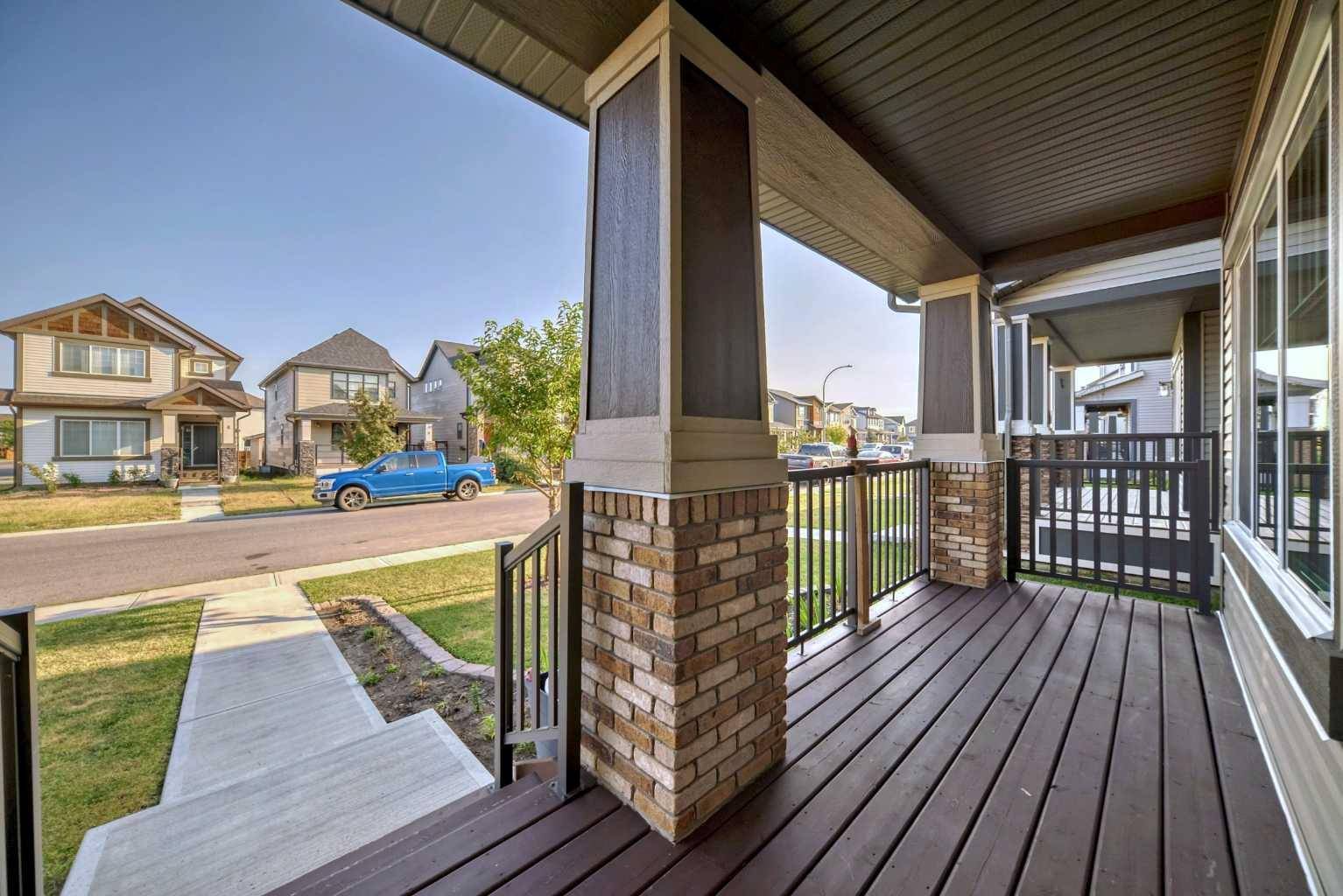 Calgary, AB T2Z 5B5,9 Copperpond AVE SE
