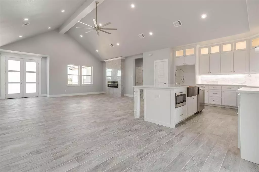 Godley, TX 76044,580 Highview Court