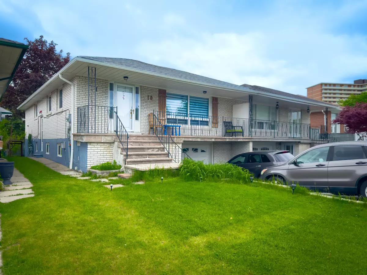 Toronto C15, ON M2J 4C9,10 Clipper RD