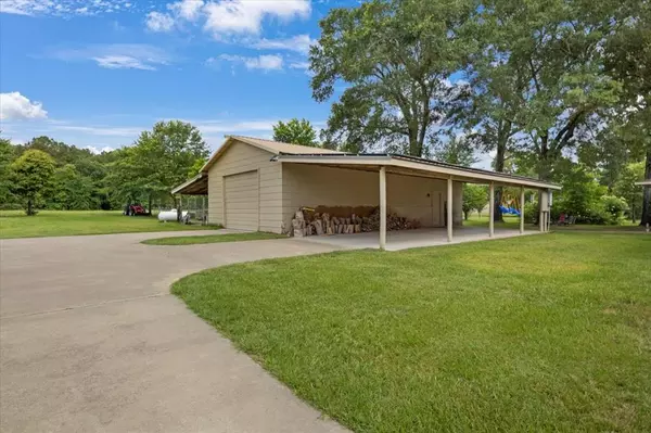 Gilmer, TX 75644,6299 US HWY 271