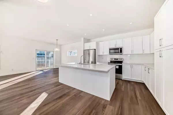 Airdrie, AB T4B 5M3,2066 Fowler RD SW