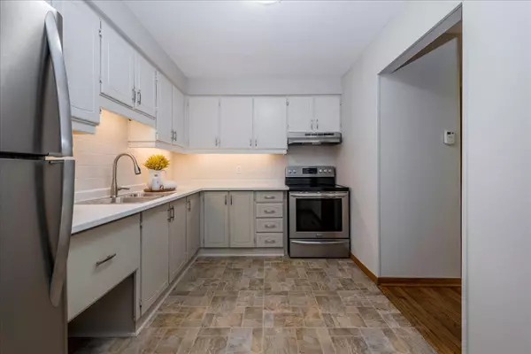 New Tecumseth, ON L9R 1A9,246 Tupper BLVD W #29