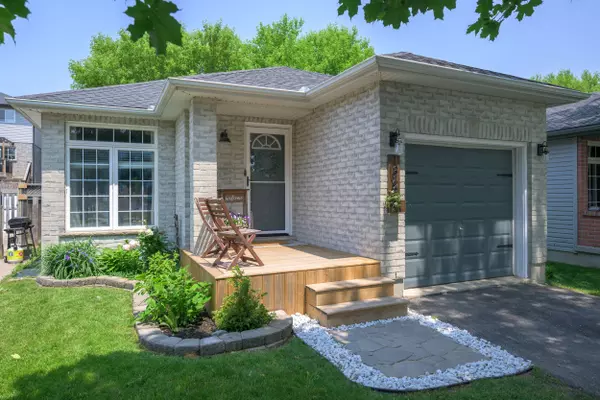 1868 Purcell DR,  London East,  ON N5W 6E3