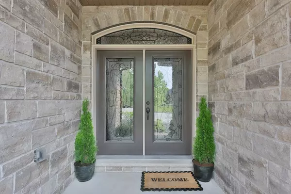 Lincoln, ON L0R 1G0,3545 Campden RD #8