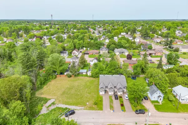 Pembroke, ON K8A 4W8,464 Dominion ST