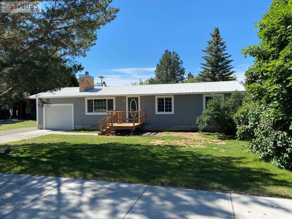 St Anthony, ID 83445,938 W Main Street