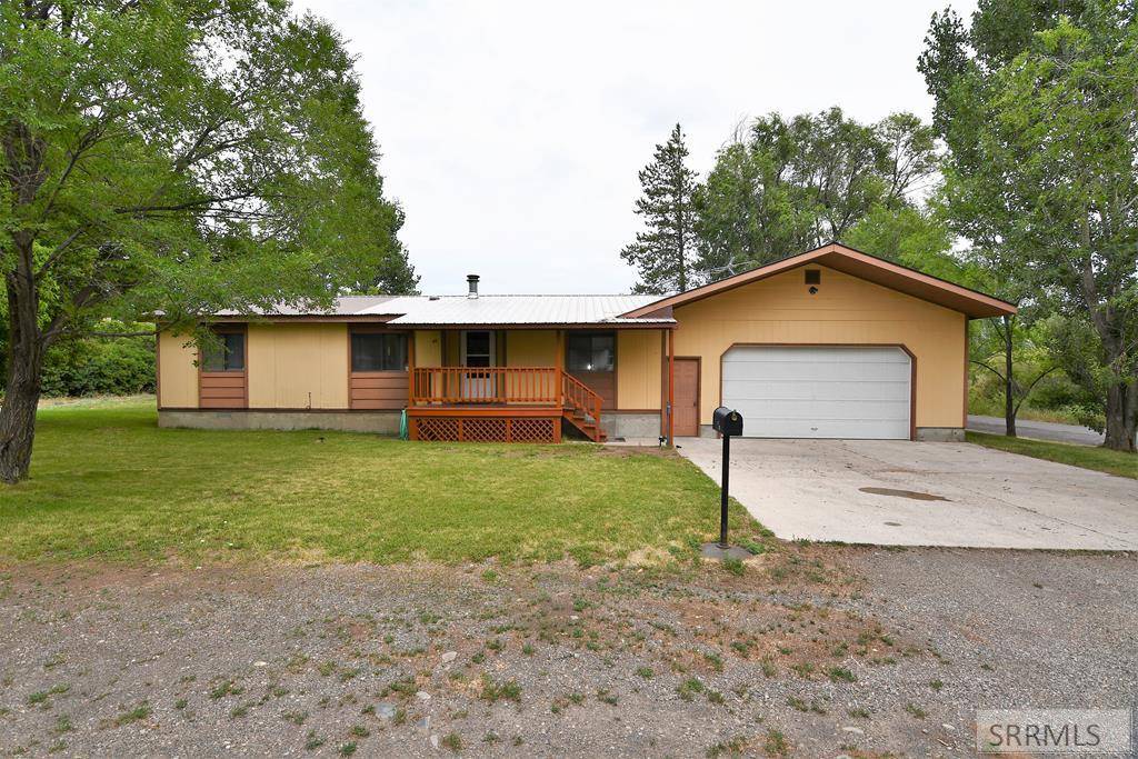 46 S 6th W, St Anthony, ID 83445