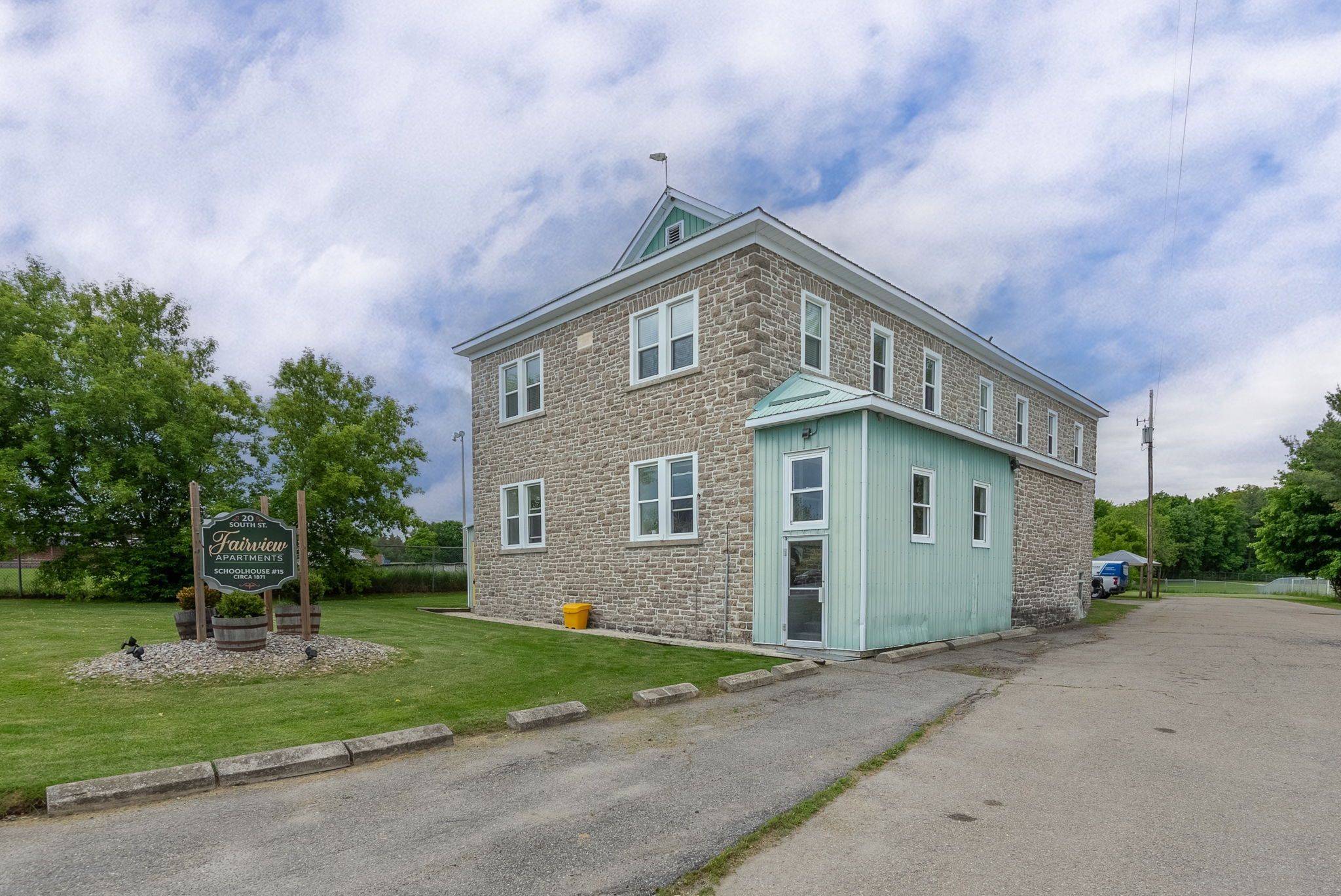 Edwardsburgh/cardinal, ON K0E 1X0,20 South ST