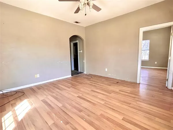 Stephenville, TX 76401,1169 W Park Street