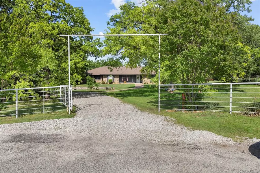 116 Woodland Trail, Weatherford, TX 76085